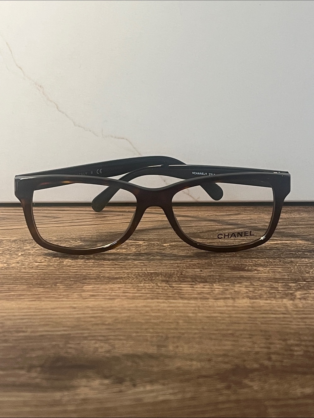 Authentic CHANEL tortoiseshell and Black  Frames 3314 c714